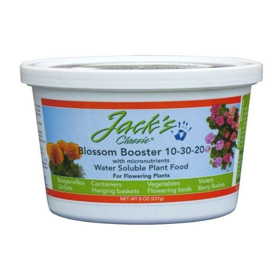 Water soluble plant food